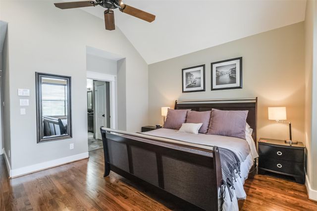 166 Reinicke Street, Houston, TX 77007