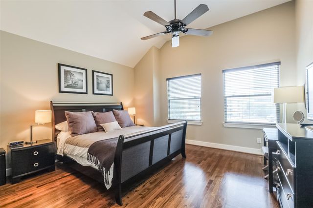 166 Reinicke Street, Houston, TX 77007