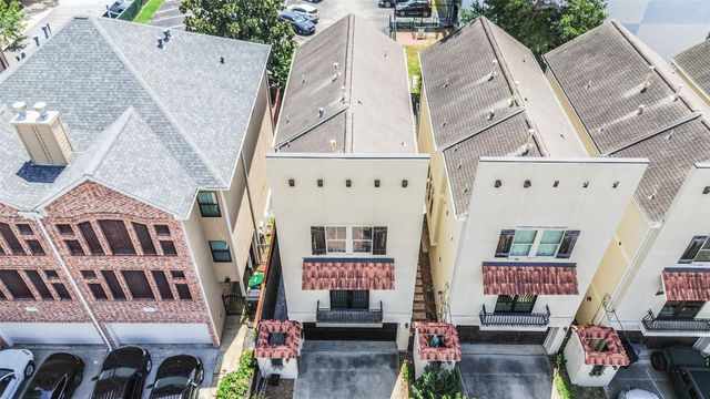 166 Reinicke Street, Houston, TX 77007
