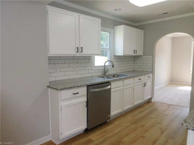 519 Moore Drive, Lexington, NC 27292