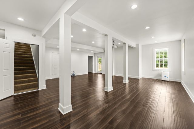 2712 Eastland Ave, Nashville, TN 37206