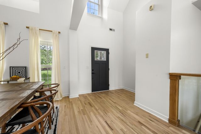 2712 Eastland Ave, Nashville, TN 37206