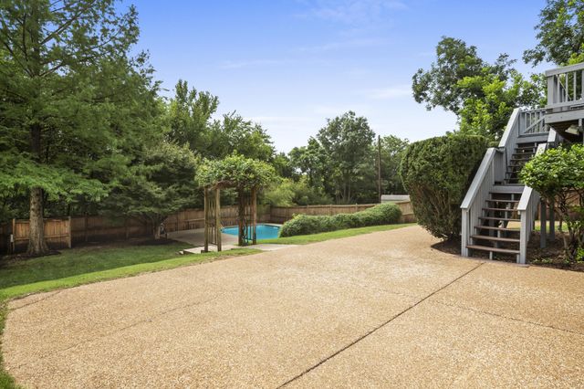 2712 Eastland Ave, Nashville, TN 37206