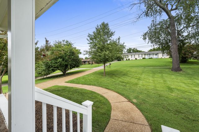 2712 Eastland Ave, Nashville, TN 37206