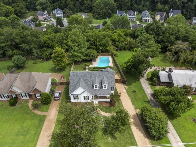 2712 Eastland Ave, Nashville, TN 37206