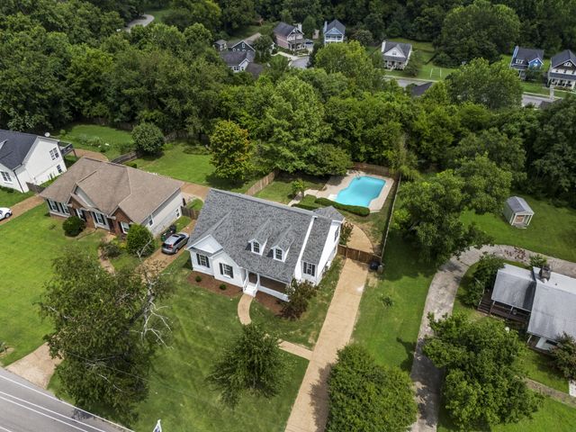 2712 Eastland Ave, Nashville, TN 37206