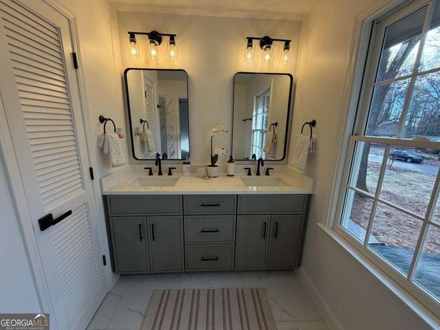 4621 Ellisbury Drive, Atlanta, GA 30338