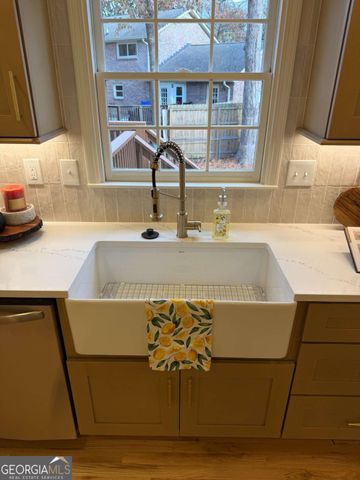 4621 Ellisbury Drive, Atlanta, GA 30338