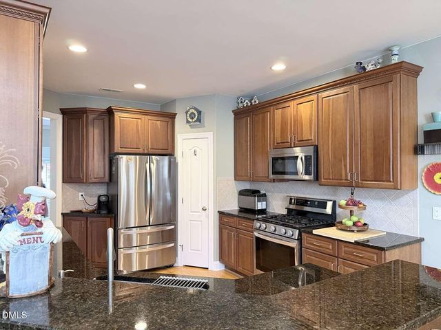 104 Alden Village Court, Cary, NC 27519