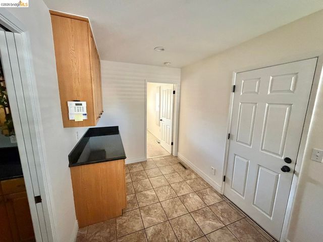 395 North AVE, Turlock, CA 95382