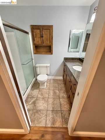 395 North AVE, Turlock, CA 95382