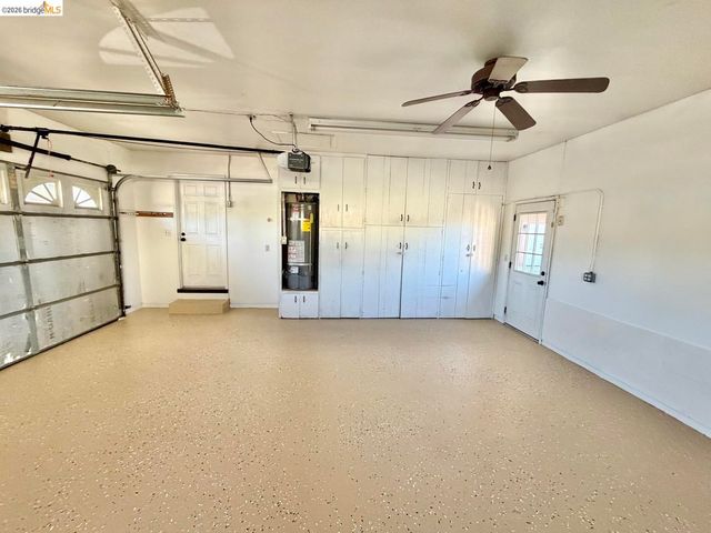 395 North AVE, Turlock, CA 95382
