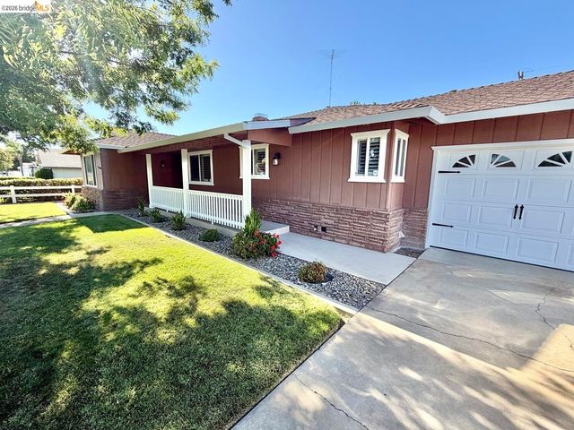 395 North AVE, Turlock, CA 95382