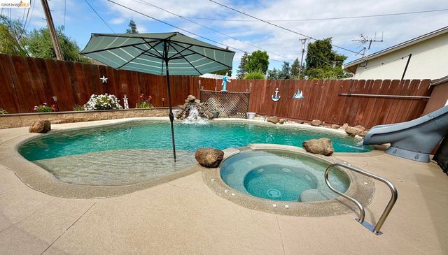 395 North AVE, Turlock, CA 95382
