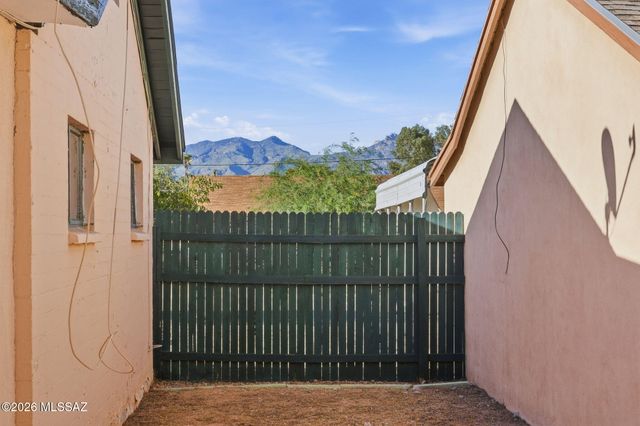 5340 E 20th Street, Tucson, AZ 85711