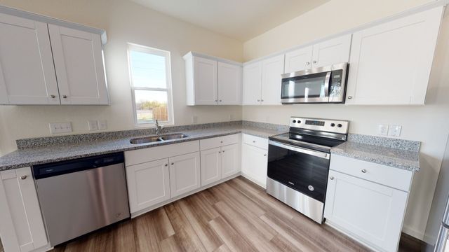 177 Snowdrop Avenue, La Vergne, TN 37086