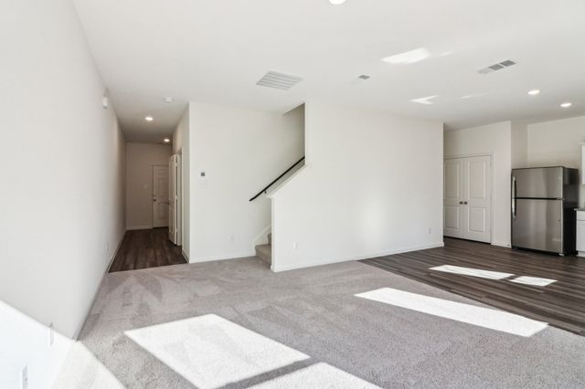 177 Snowdrop Avenue, La Vergne, TN 37086