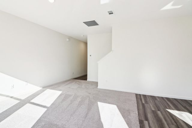 177 Snowdrop Avenue, La Vergne, TN 37086