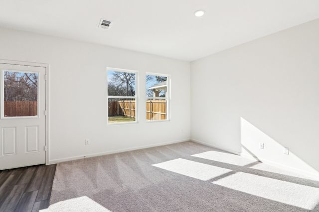 177 Snowdrop Avenue, La Vergne, TN 37086