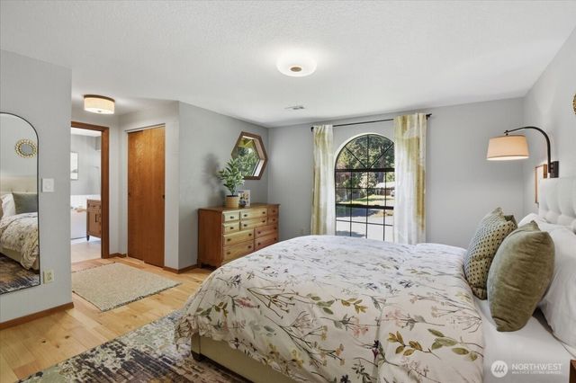1610 202nd Place SW, Lynnwood, WA 98036