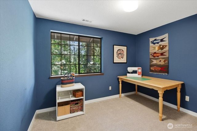 1610 202nd Place SW, Lynnwood, WA 98036