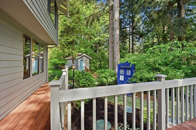 1610 202nd Place SW, Lynnwood, WA 98036