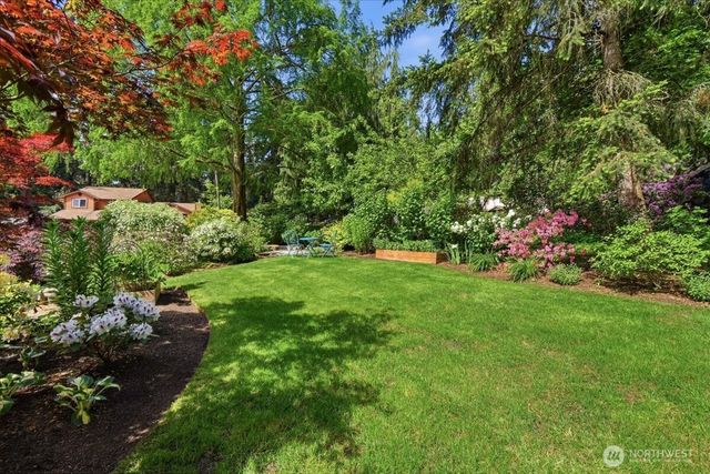 1610 202nd Place SW, Lynnwood, WA 98036