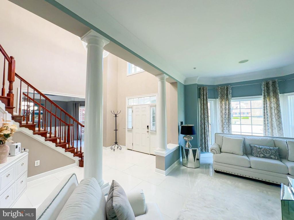 Image 11 of property listing at 6609 CHATHAM PARK DR, Brandywine, MD 20613