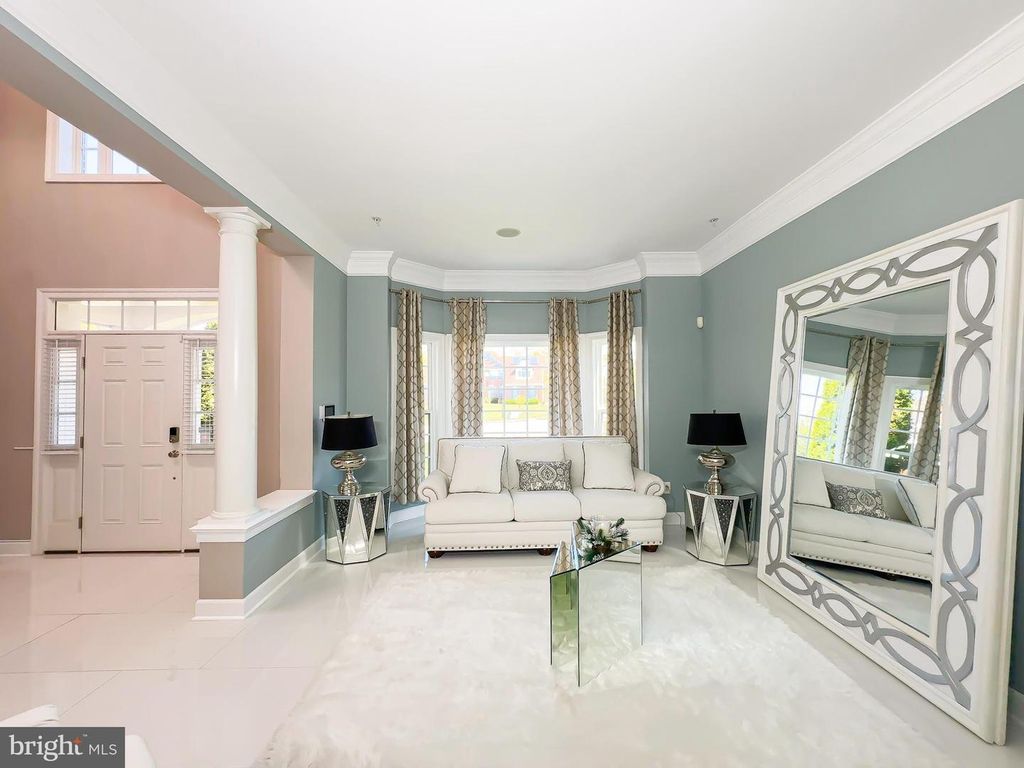 Image 19 of property listing at 6609 CHATHAM PARK DR, Brandywine, MD 20613