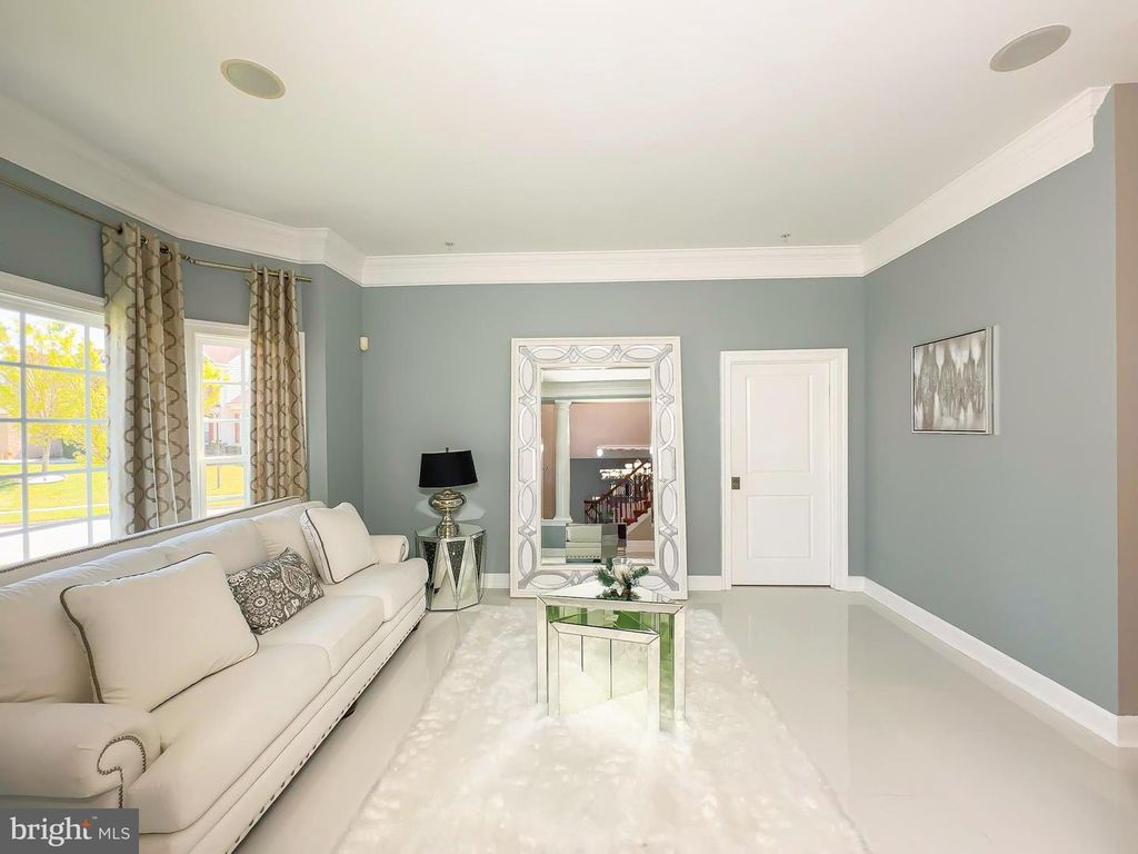 Image 20 of property listing at 6609 CHATHAM PARK DR, Brandywine, MD 20613