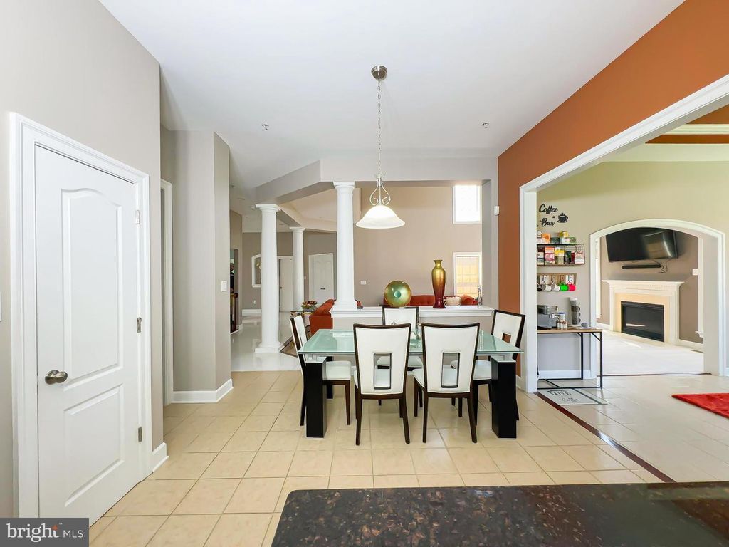 Image 29 of property listing at 6609 CHATHAM PARK DR, Brandywine, MD 20613