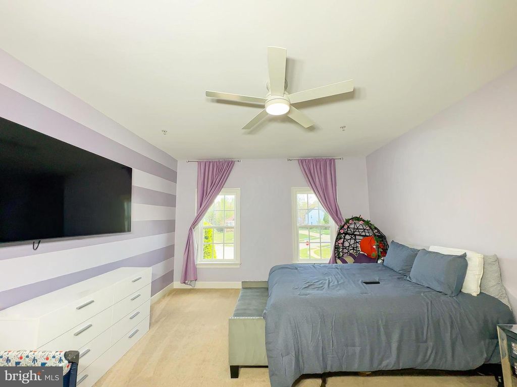 Image 45 of property listing at 6609 CHATHAM PARK DR, Brandywine, MD 20613