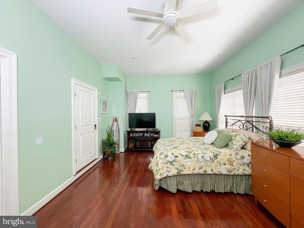 Image 57 of property listing at 6609 CHATHAM PARK DR, Brandywine, MD 20613