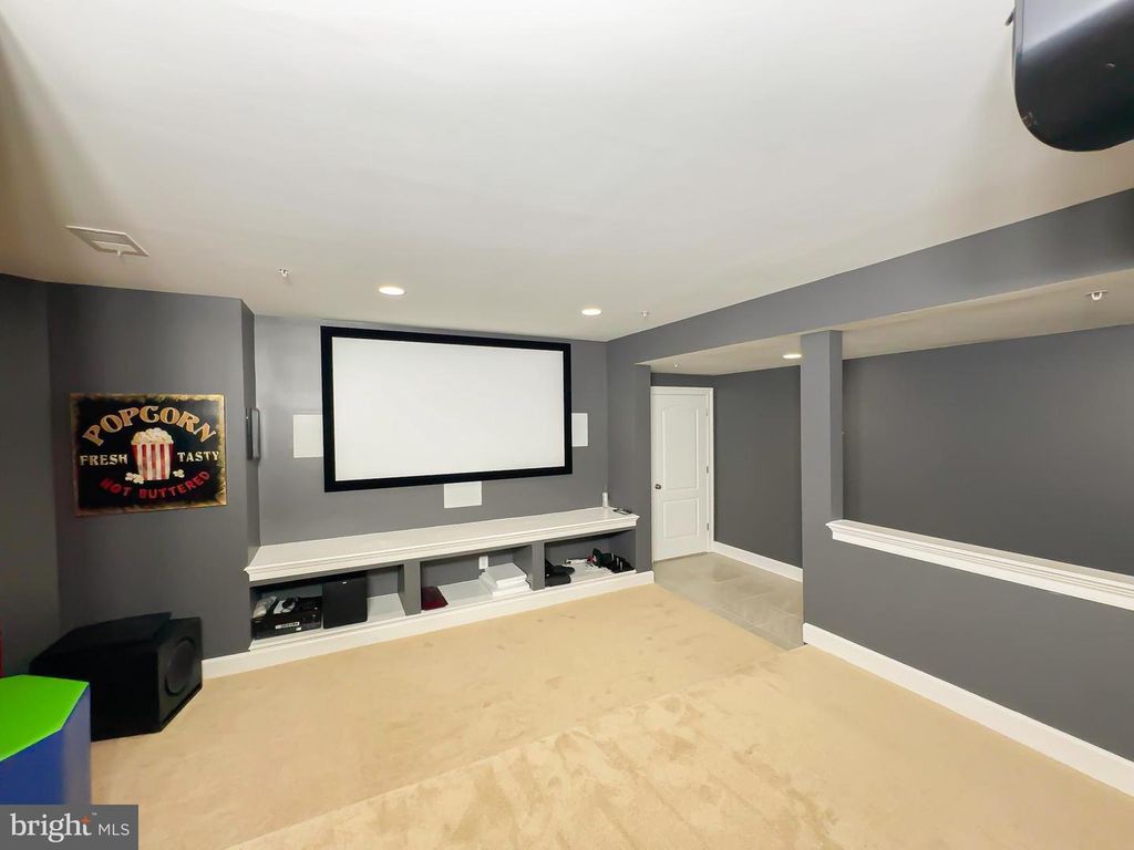 Image 67 of property listing at 6609 CHATHAM PARK DR, Brandywine, MD 20613