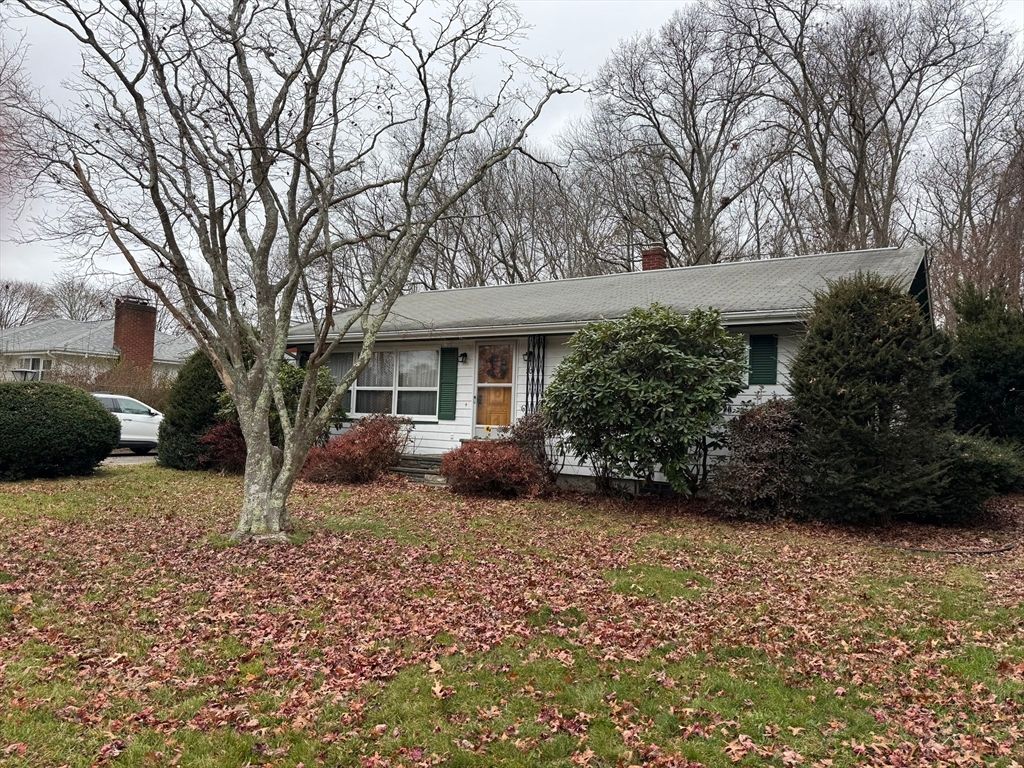 20 Faulkner St, Westport, MA 02790