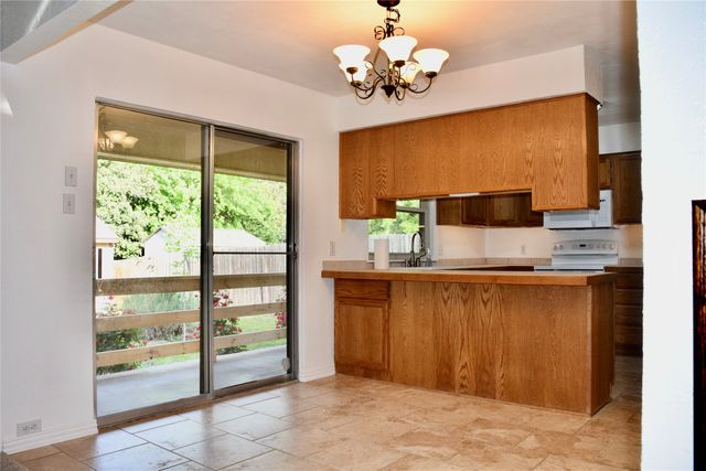 4208 Blossom Trail, Arlington, TX 76016