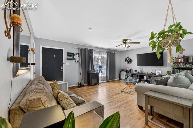 433 Ponderosa Drive, Colorado Springs, CO 80911