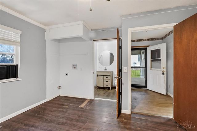 648 N High Street, Hillsboro, OH 45133