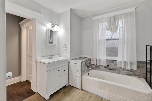 648 N High Street, Hillsboro, OH 45133