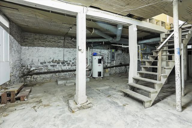 648 N High Street, Hillsboro, OH 45133