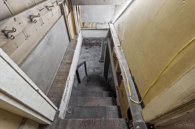 648 N High Street, Hillsboro, OH 45133