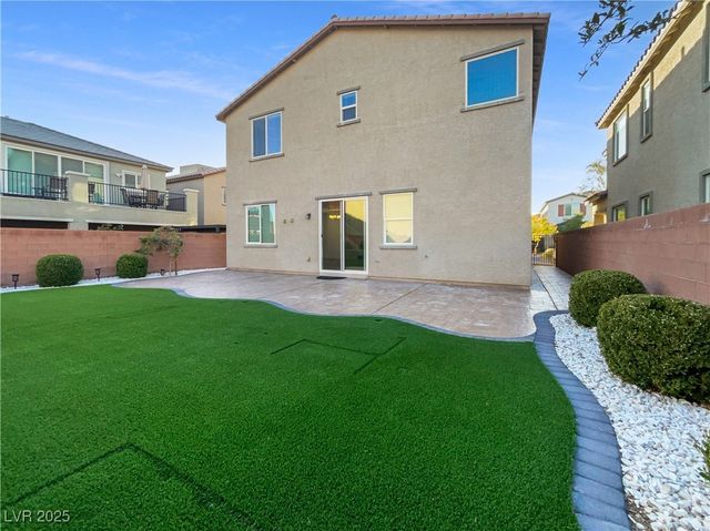 10152 Tenaya Meadows Street, Las Vegas, NV 89178