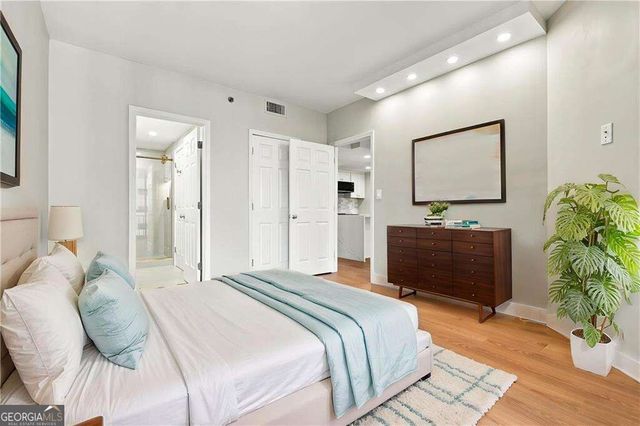 3481 Lakeside Drive NE 1905, Atlanta, GA 30326