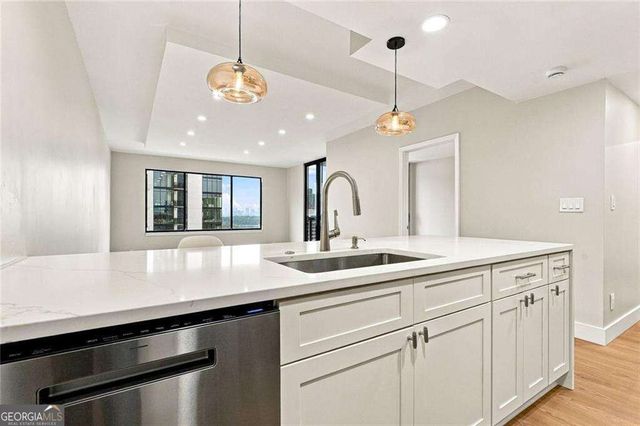3481 Lakeside Drive NE 1905, Atlanta, GA 30326