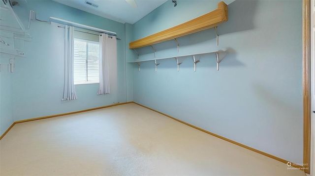 10335 Norfolk Drive 8, Johnston, IA 50131