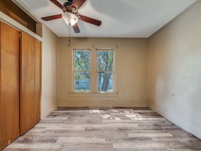 609 E Monterey Street, Denison, TX 75021