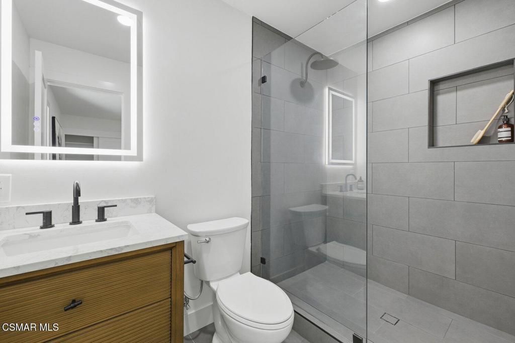 Image 20 of property listing at 6655 Lederer Avenue, West Hills, CA 91307