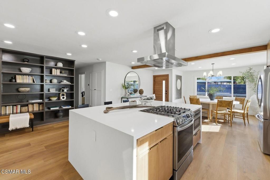 Image 8 of property listing at 6655 Lederer Avenue, West Hills, CA 91307