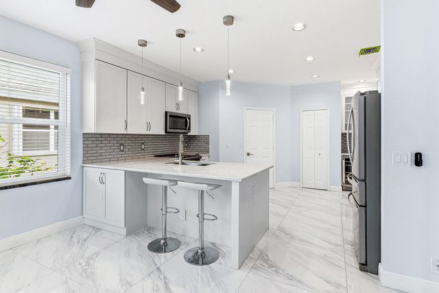 12403 Cascades Pointe Drive, Boca Raton, FL 33428