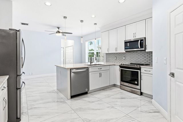 12403 Cascades Pointe Drive, Boca Raton, FL 33428